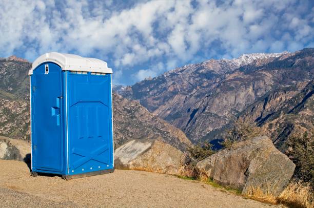 Portable Toilet Options We Offer in Apollo, PA